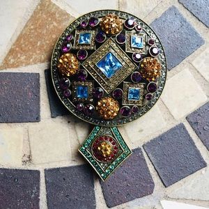 LaVintage Enhancer Swarovski Brooch/Pendant